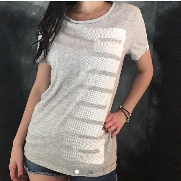 Puma Tops - Puma T-Shirt